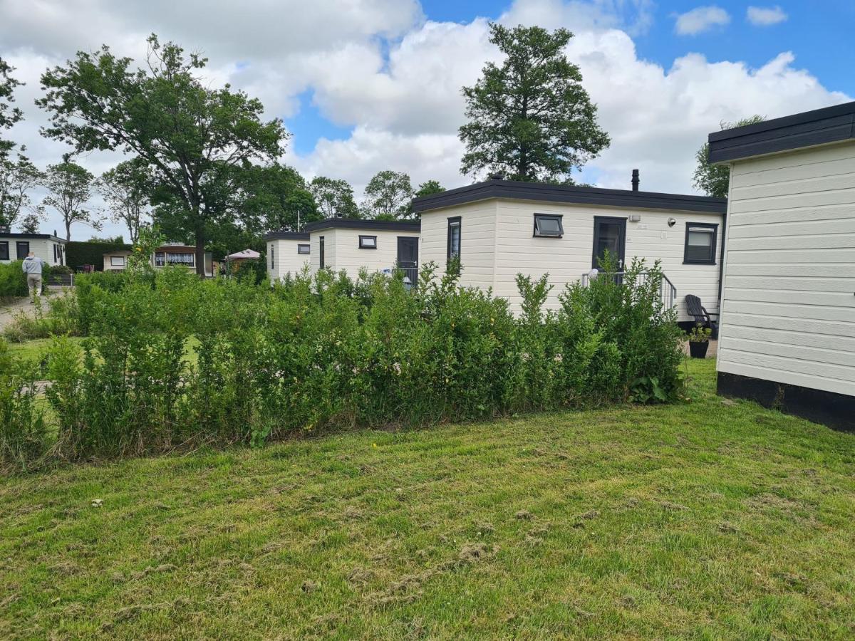 Holiday Chalet Basic Apartment Hensbroek ภายนอก รูปภาพ