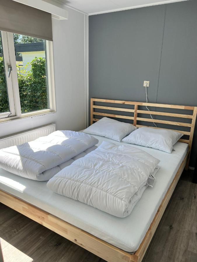 Holiday Chalet Basic Apartment Hensbroek ภายนอก รูปภาพ