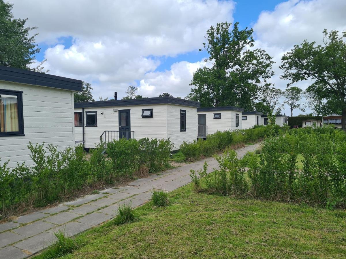 Holiday Chalet Basic Apartment Hensbroek ภายนอก รูปภาพ